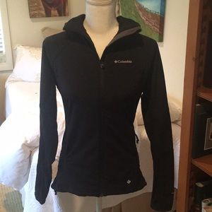 Colombia nylon hoodie.